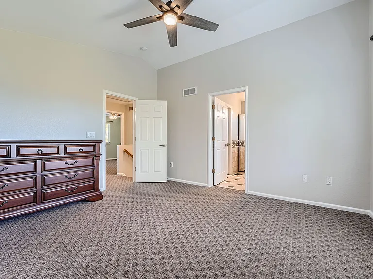 4466 Hunterwood Dr — Photo 10