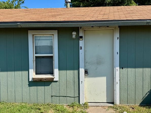 604 N Main St APT 3