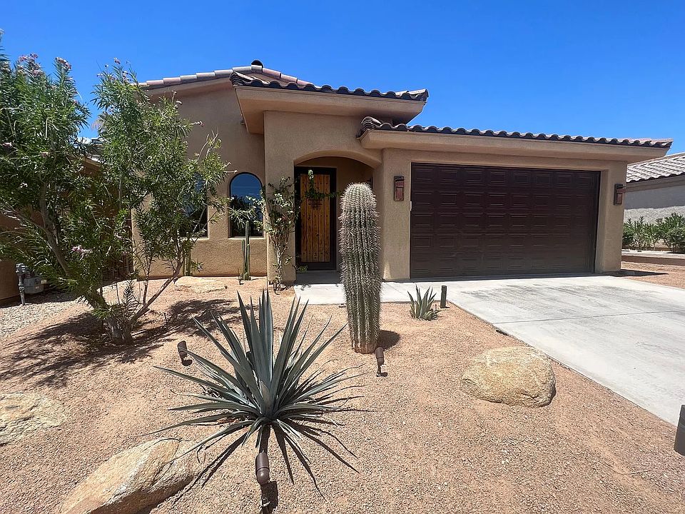 1st image of 470 Acoma Blvd S Unit 1017