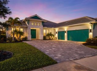 4677 Antrim Dr, Sarasota, FL 34240