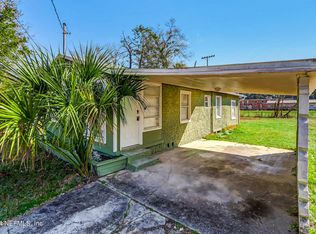 2914 Leonid Rd, Jacksonville, FL 32218