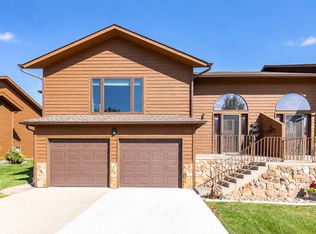 1150 Duffer Dr, Rapid City, SD 57702