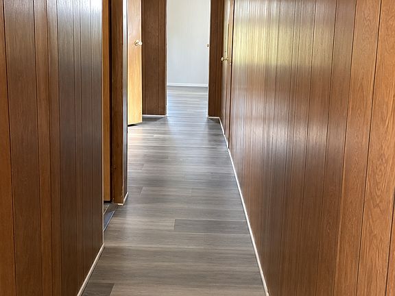 4th image of 1119 N Estate St #1119