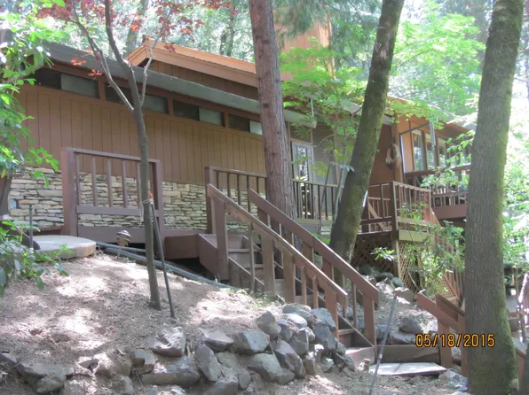 20400 Bellwood Ct, Foresthill, CA 95631