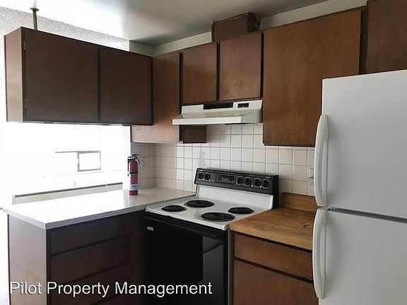 5th image of 10560 Stone Ave N APT 01