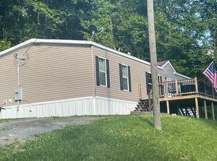 1289 Turner Rd, Grafton, WV 26354