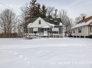 18117 McCracken Rd, Maple Heights, OH 44137