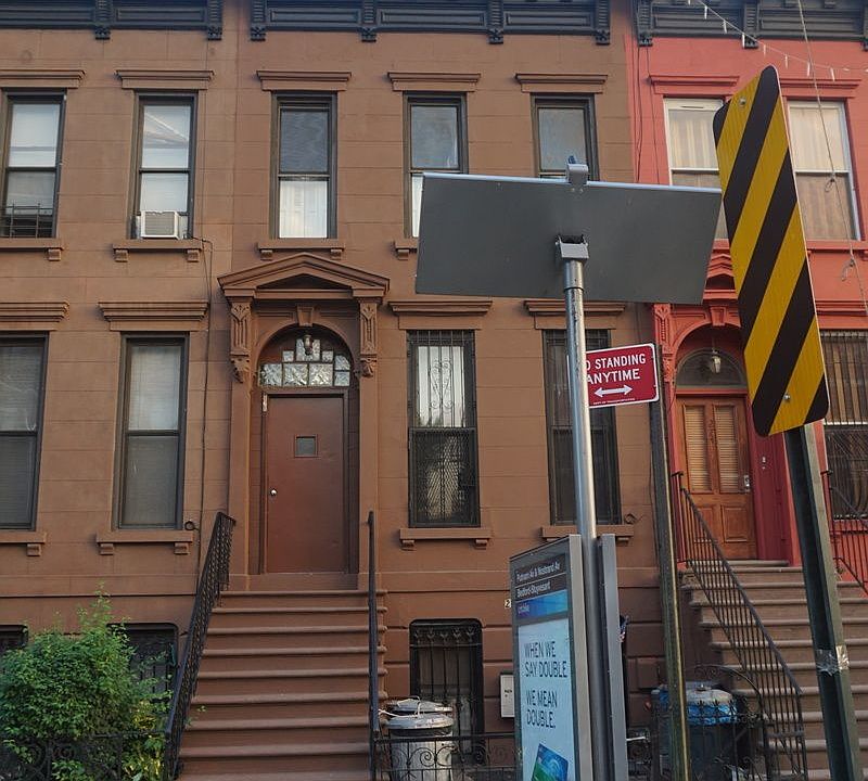 1st image of 276 Putnam Ave APT 3