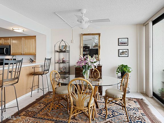 4th image of 1301 S 1ST Street #805