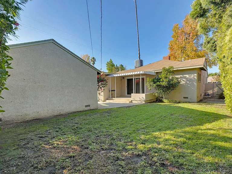 7716 Teesdale Ave — Photo 23