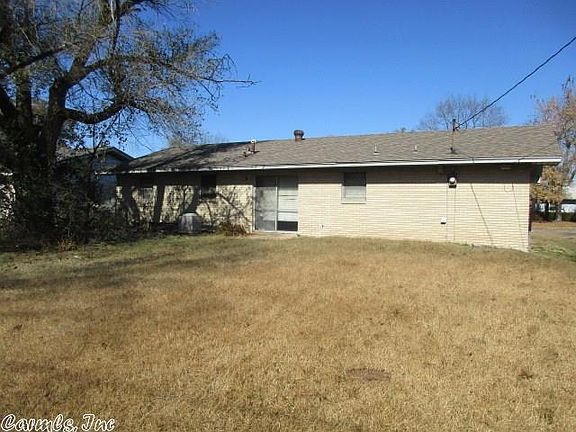4th image of 2706 Argyle Ave