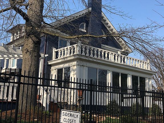 2nd image of 3706 Washington Blvd