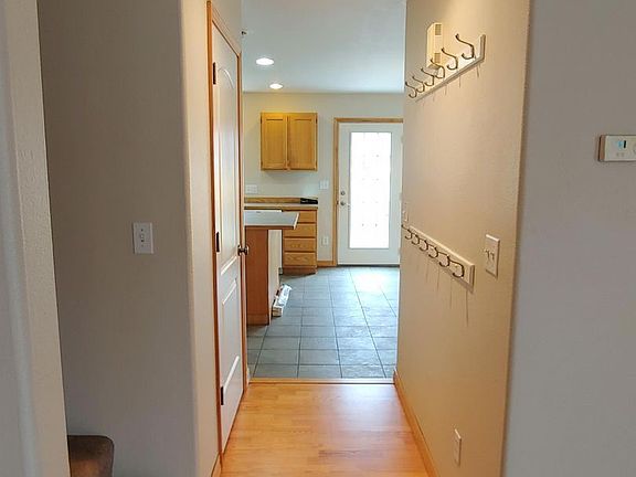 5th image of 2116 North Ave W