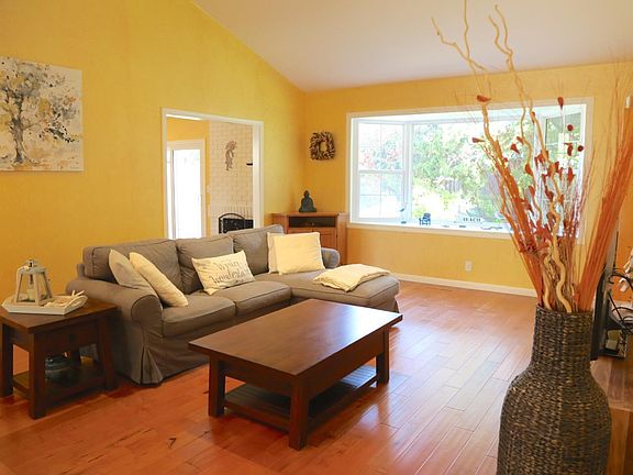 3rd image of 1033 Fernleaf Dr
