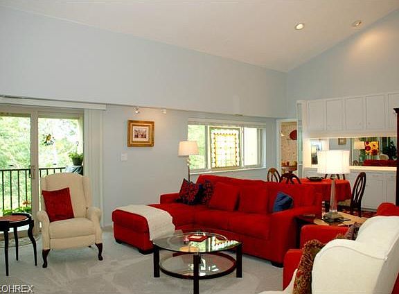 3rd image of 171 Court Dr APT 306
