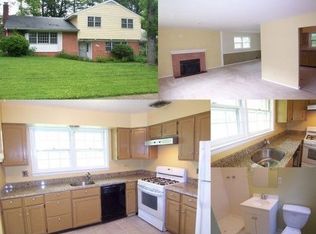 10710 Ames St, Fairfax, VA 22032