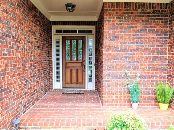2nd image of 1210 Brentwood Ct