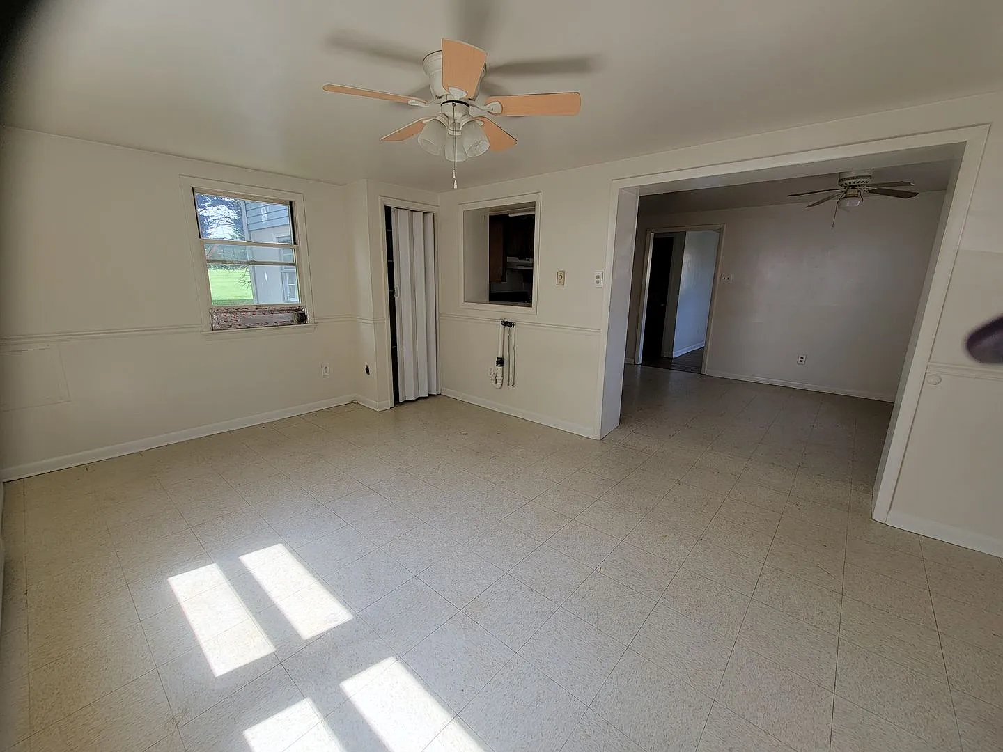 4 Willard Street A-B — Photo 2