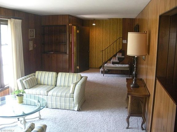 2nd image of 4949 Karen Isle Dr