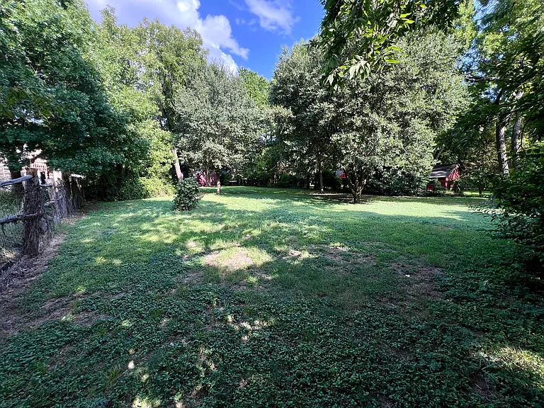 531 S Dallas Ave — Photo 18