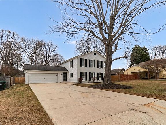 3rd image of 3421 Wildwood Ave