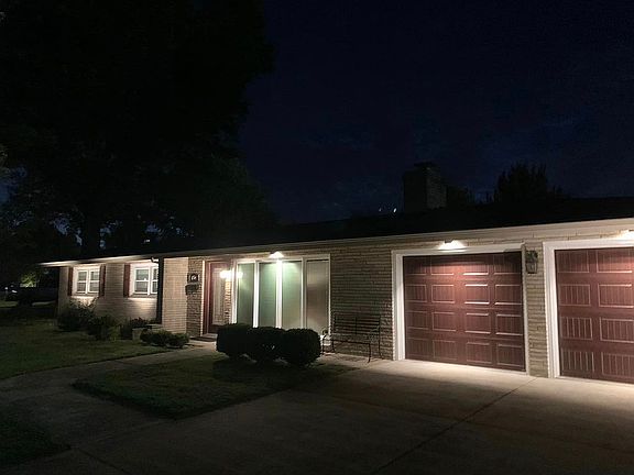 2nd image of 1501 College Dr