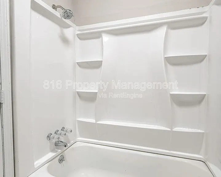 301 Benton Blvd #3 — Photo 16