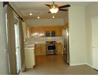 4th image of 9477 Silvaner Ct