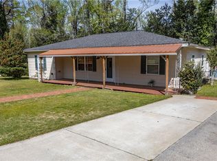 104 Bullock Cir, Eufaula, AL 36027