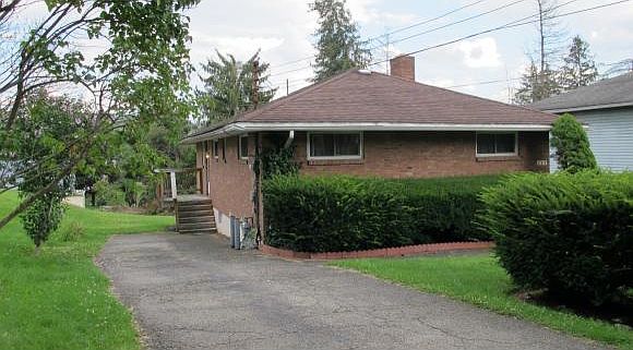 1st image of 522 Ivy Pl