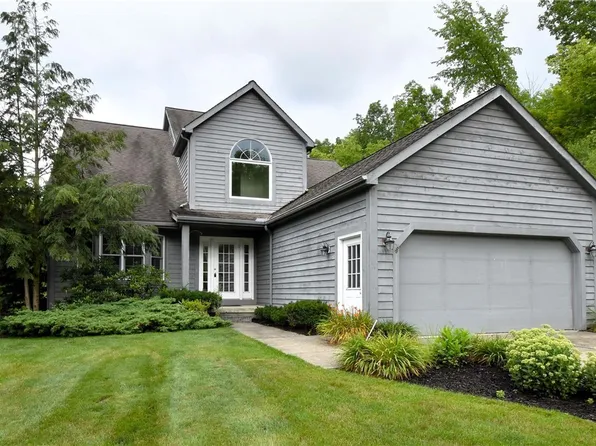 200 N Fork Dr, Bentleyville, OH 44022