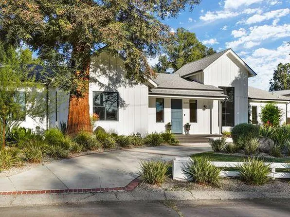 11121 Valley Spring Ln, North Hollywood, CA 91602