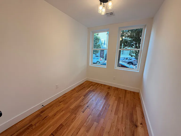 2521 West St #16E — Photo 5