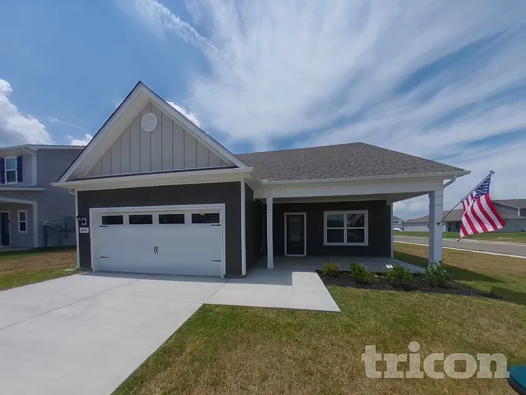 2402 Valverde Way — Photo 2