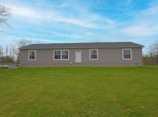 6632 Roundhead Rd, New Vienna, OH 45159