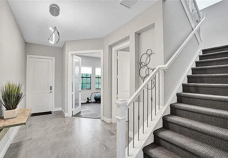 11720 Waterway Cir — Photo 16