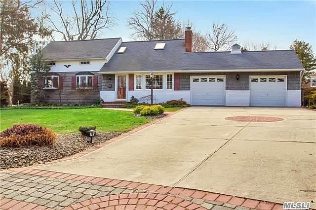 1st image of 4 Wellwood Ct