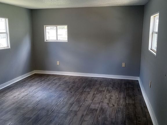 2nd image of 11811 Broad St Lot 19A