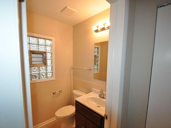 4th image of 9239 S 51st Ave