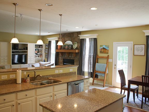 4th image of 5314 Landrum Dr