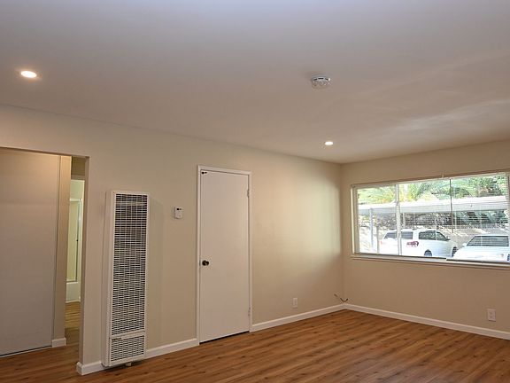 3rd image of 3701 Carol Ave APT 1