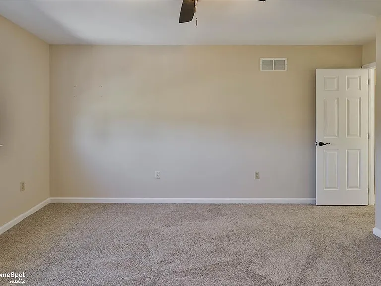 124 Stephanie Dr — Photo 19