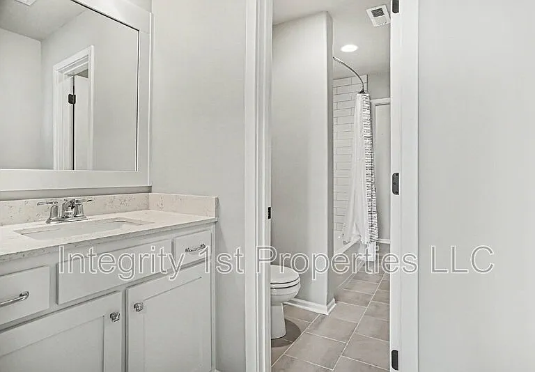 1304 NW 107th Ter — Photo 22