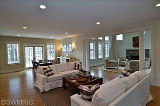 4th image of 17398 Arbor Ln