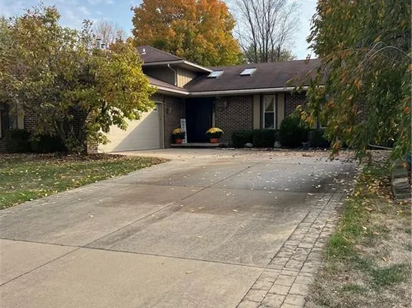 2469 Garden Creek Dr, Maumee, OH 43537