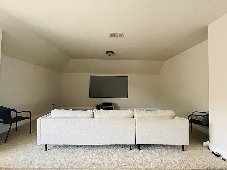 305 Cypress Hill Dr — Photo 30