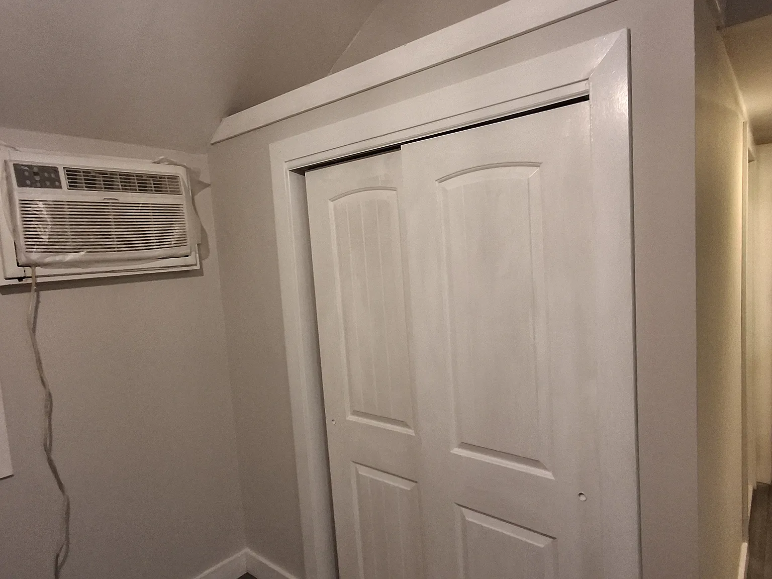 1 bed, 700 sqft, $1,400 — Photo 4