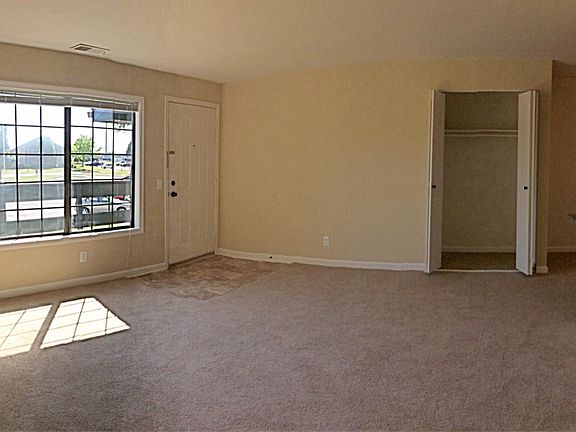 Large Window & Tiled Entry