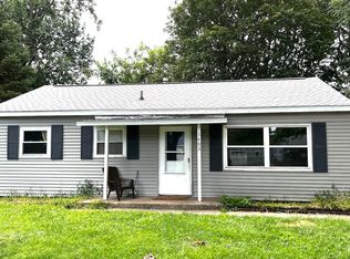 1403 Glendale Dr, Champaign, IL 61821