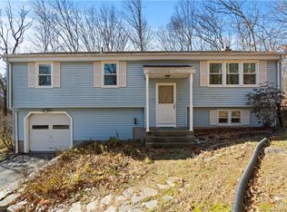 51 Harbor Rd, Colchester, CT 06415